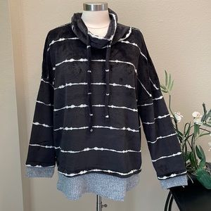 NWT Fleece Feel Pullover Drawstring Tie Top